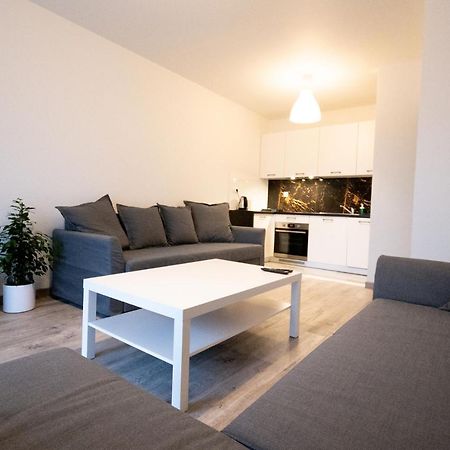 Apartament Alpha Lodź Bagian luar foto