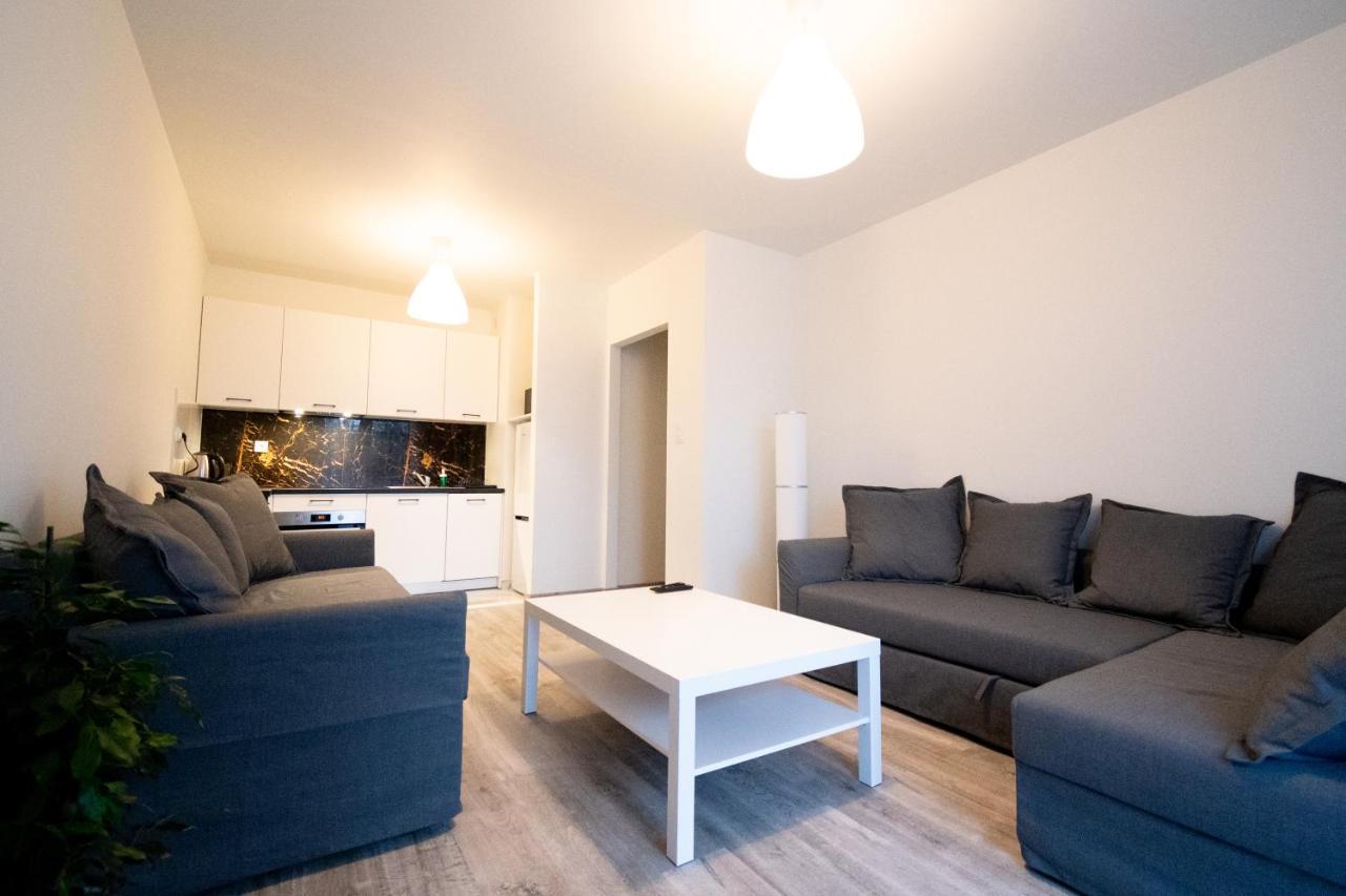 Apartament Alpha Apartment Lodź Bagian luar foto